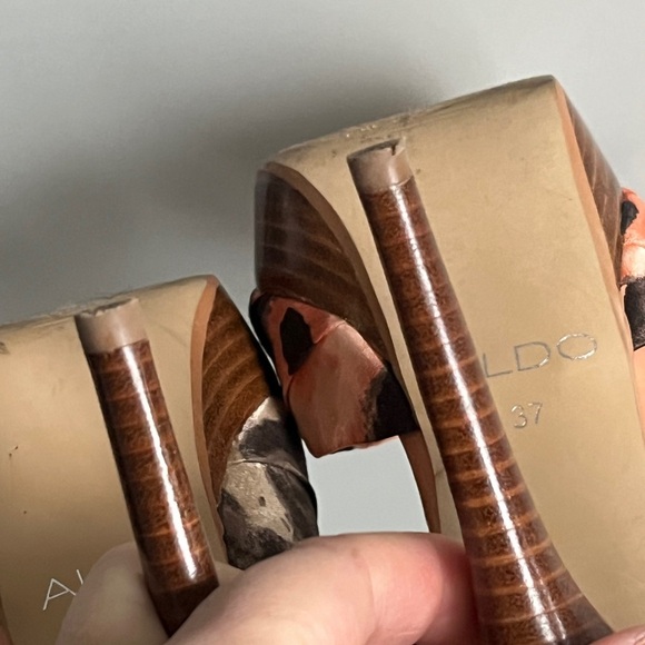 ALDO Women’s 5" High Heel Platforms size 6.5 open toe, coral fabric - Picture 12 of 12